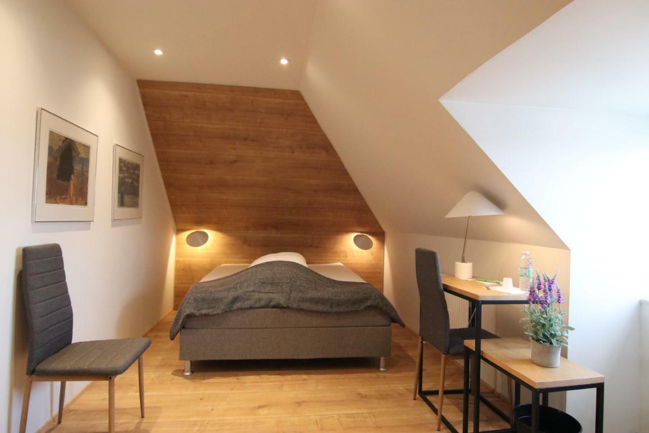 Hotel Lillevang Slagelse Bagian luar foto